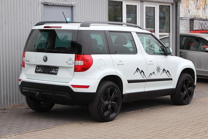 Gebraucht Skoda Yeti Cool Edition 110 PS (80 kW) 2017 Weiß SUV