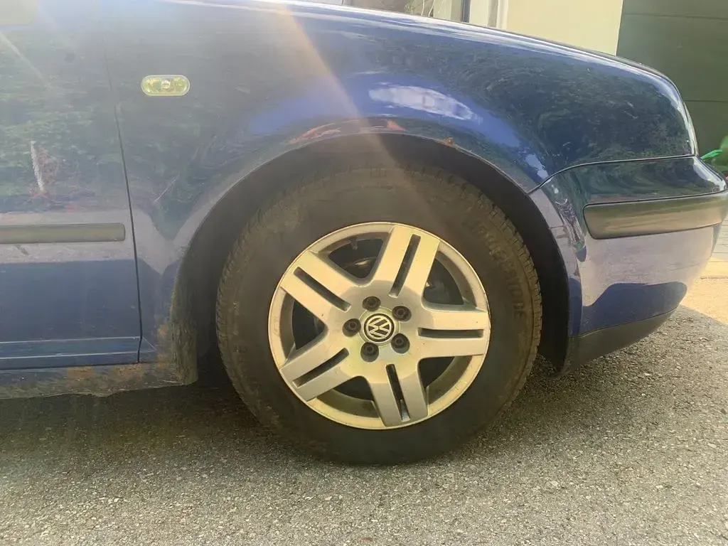 Gebraucht VW Golf IV Edition 105 PS (77 kW) 2001 Blau Limousine