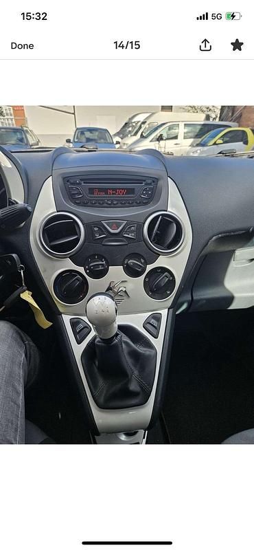 Second-hand Ford Ka 2015 Albastru Hatchback