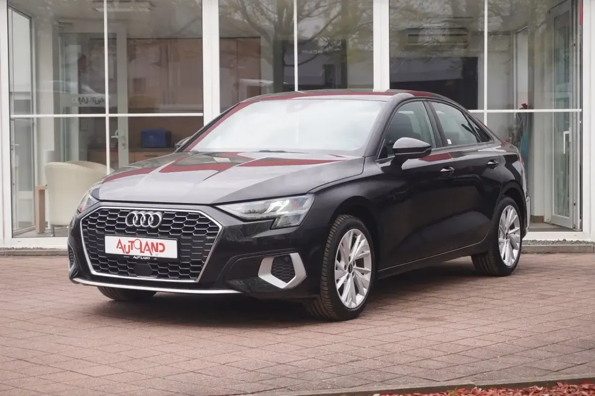 Gebraucht Audi A3 e-tron Advanced 110 PS (80 kW) 2022 Schwarz Kleinwagen