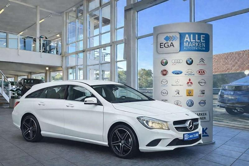 Gebraucht Mercedes CLA200 156 PS (114 kW) 2015 Calcitweiss  unilack Kombi