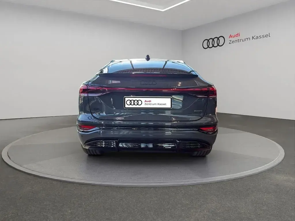 Neu Audi Q6 e-tron S-Line 284 kW (387 PS) 2025 Magnetgrau SUV