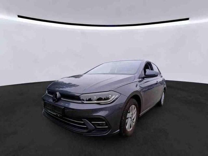 Grau Gebraucht 2022 VW Polo Style Kleinwagen | 19.888 € (Fairer Preis) - Bild 1/4