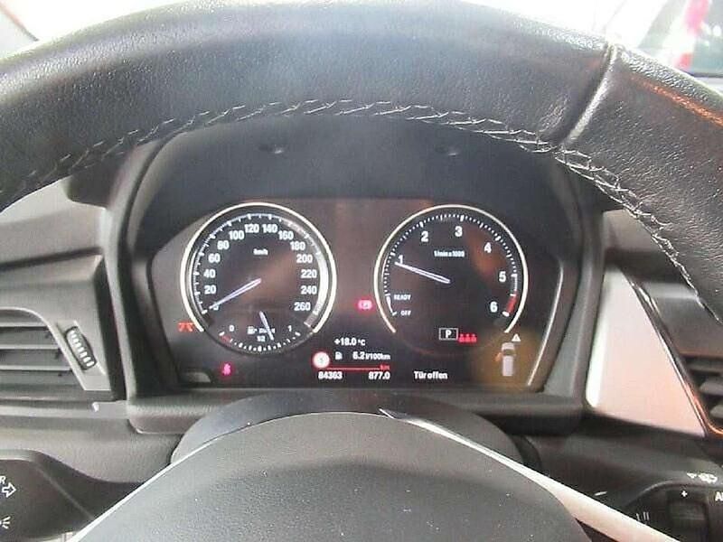 Gebraucht BMW 218 Advantage 150 PS (110 kW) 2022 Schwarz Van / Kleinbus