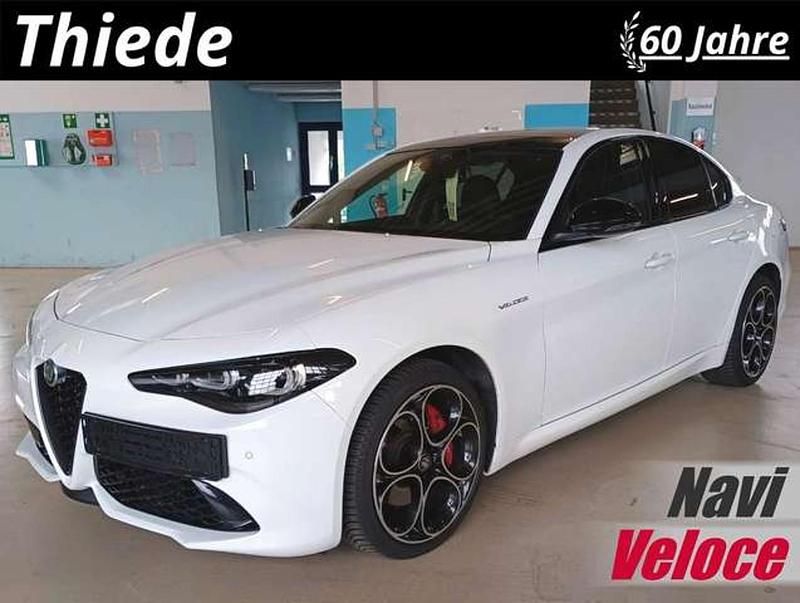 Weiß Gebraucht 2024 Alfa Romeo Giulia Veloce Limousine | 34.990 € (Superpreis) - Bild 1/1