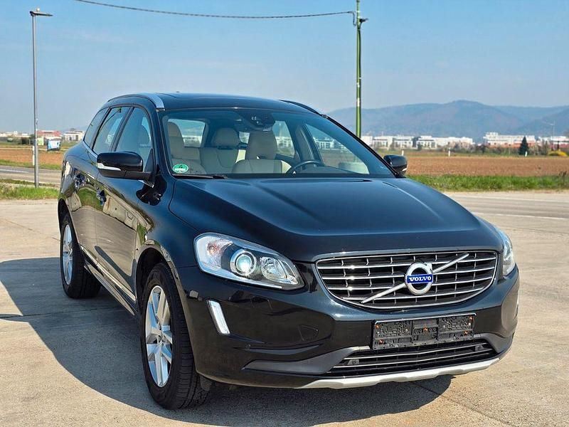 Gebraucht Volvo XC60 Summum 220 PS (161 kW) 2017 Schwarz SUV