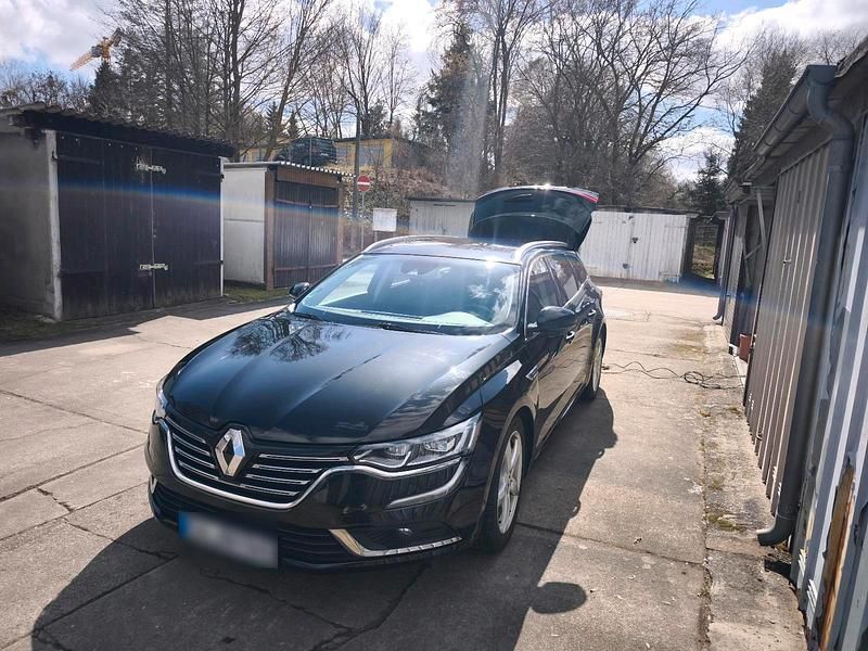 Gebraucht Renault Talisman Bose Edition 160 PS (117 kW) 2017 Schwarz Kombi