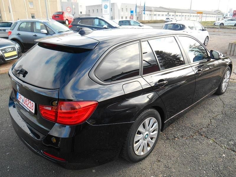Usata BMW 318 Efficient Dynamics 143 CV (105 kW) 2015 Nero Station wagon