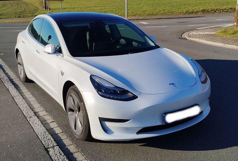 Gebraucht Tesla Model 3 Performance 366 kW (498 PS) 2019 Weiß Limousine