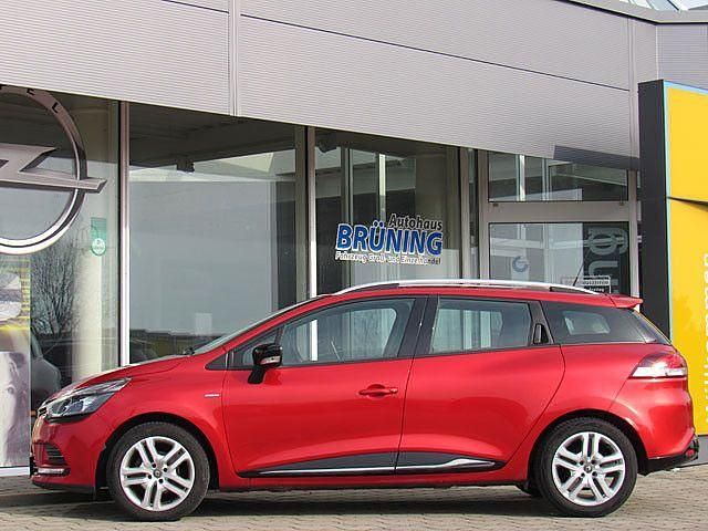 Gebraucht Renault Clio IV LIMITED 90 PS (66 kW) 2019 Rot Limousine