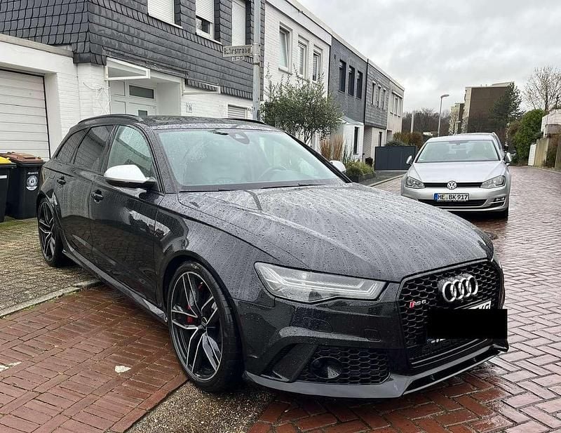 Mythosschwarz metallic Gebraucht 2015 Audi RS6 Kombi | 42.800 € (Superpreis) - Bild 1/4