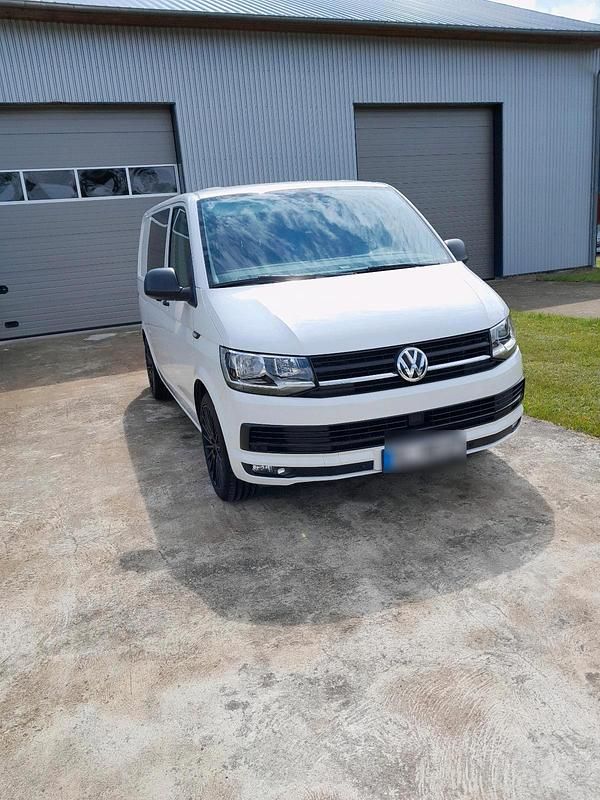 Gebraucht VW Transporter 150 PS (110 kW) 2018 Weiß Van