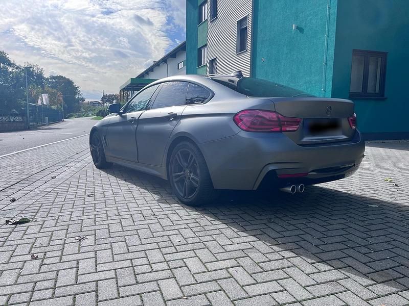 Gebraucht BMW 420 190 PS (139 kW) 2018 Silber Coupé
