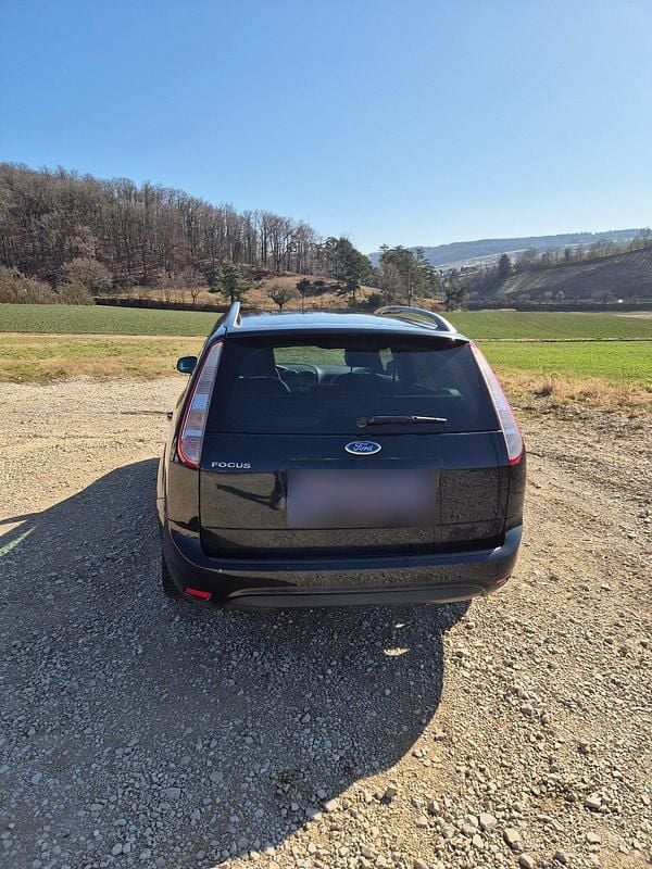 Gebraucht Ford Focus 116 PS (85 kW) 2009 Schwarz Kombi