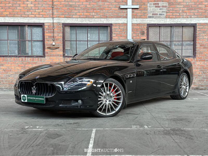Schwarz Gebraucht 2010 Maserati Quattroporte Limousine | 35.700 € - Bild 1/4