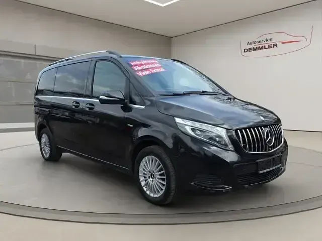 Gebraucht Mercedes V250 190 PS (139 kW) 2015 Schwarz Van / Kleinbus