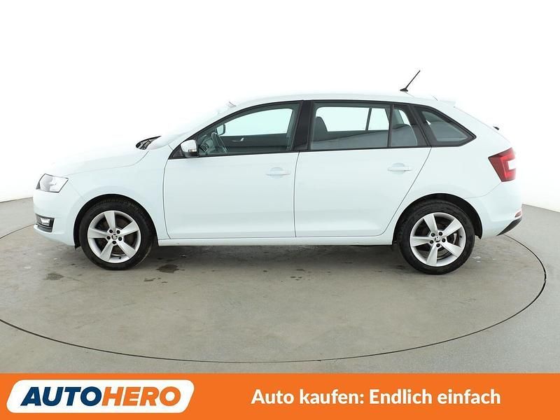 Gebraucht Skoda Rapid Cool Edition 110 PS (80 kW) 2019 Weiß Limousine