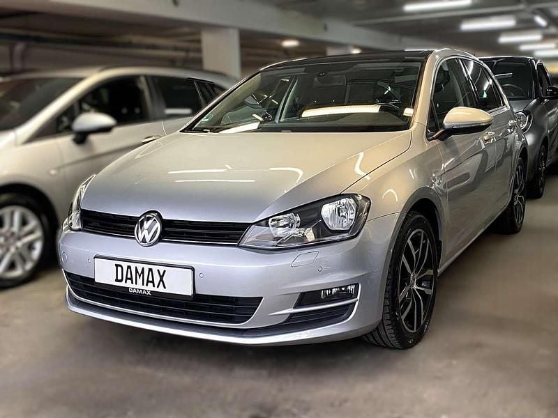 Grau Gebraucht 2014 VW Golf VII Cup Limousine | 12.900 € (Fairer Preis) - Bild 1/4