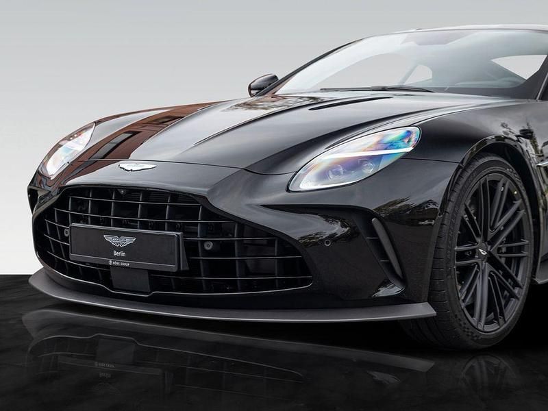 Neu Aston Martin Vantage 665 PS (489 kW) 2026 Schwarz Coupé