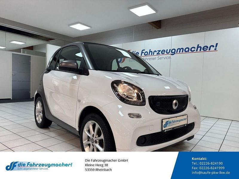 Grau Gebraucht 2018 Smart ForTwo Electric Drive Coupé | 8.988 € (Fairer Preis) - Bild 1/4