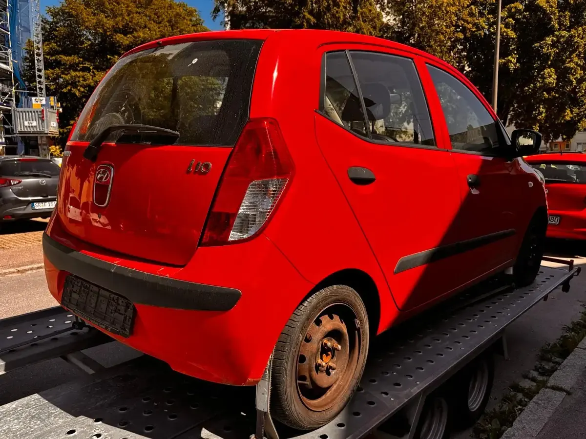 Gebraucht Hyundai i10 67 PS (49 kW) 2009 Rot Kleinwagen
