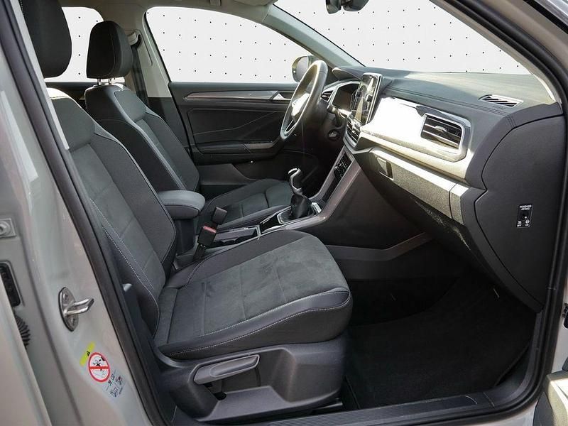 Gebraucht VW T-Roc Style 116 PS (85 kW) 2023 Ascotgrau SUV