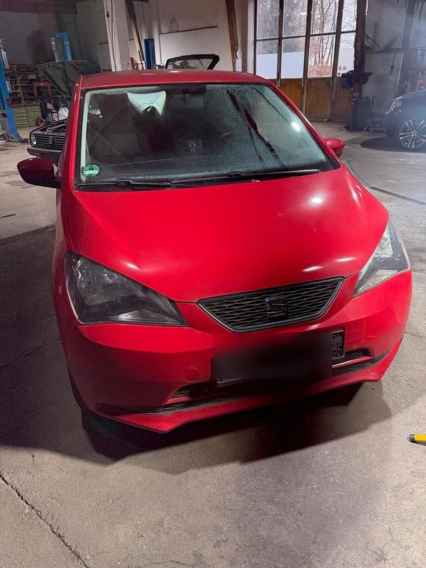Rot Gebraucht 2014 Seat Mii Kleinwagen | 4.000 € (Fairer Preis) - Bild 1/4