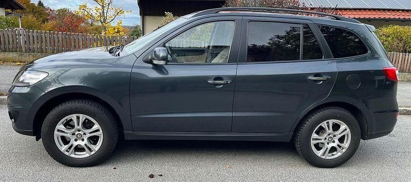 Gebraucht Hyundai Santa Fe Comfort 197 PS (144 kW) 2012 Grau SUV