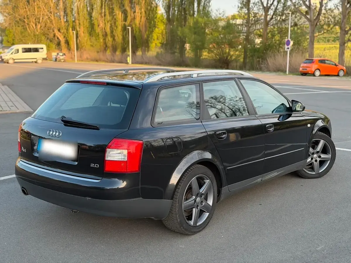 Usata Audi A4 131 CV (96 kW) 2005 Nero Station wagon