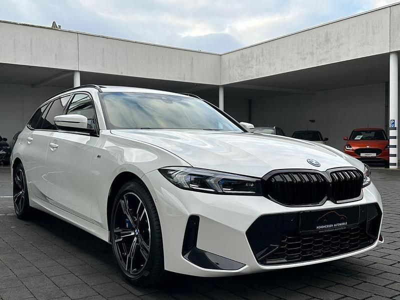 Gebraucht BMW 330e M Sport 292 PS (214 kW) 2024 Weiß Kombi