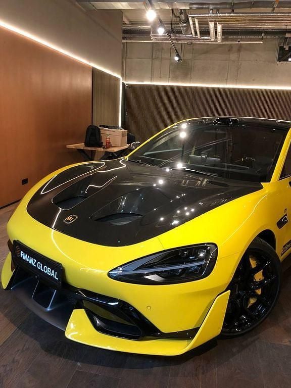 Neu Xiaomi SU7 219 kW (299 PS) 2026 Gelb Limousine