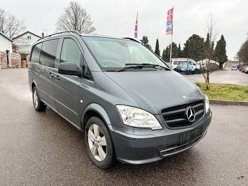 Gebraucht Mercedes Vito 136 PS (100 kW) 2011 Grau Van