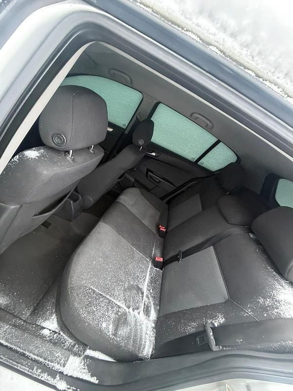 Gebraucht Opel Astra 115 PS (84 kW) 2007 Silber Kleinwagen