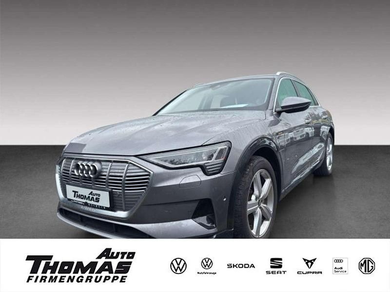 Taifungrau metallic Gebraucht 2020 Audi e-tron Advanced SUV | 28.880 € (Fairer Preis) - Bild 1/2