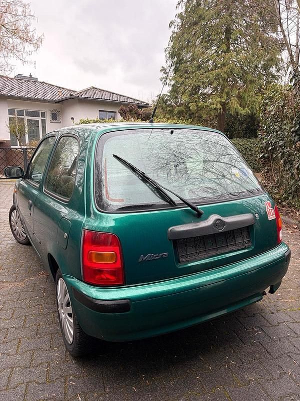 Gebraucht Nissan Micra 54 PS (39 kW) 2000 Grün Kleinwagen