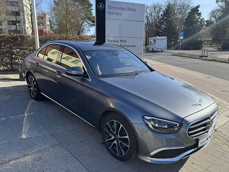 Gebraucht Mercedes E450 Luxury 367 PS (269 kW) 2022 Grau Limousine
