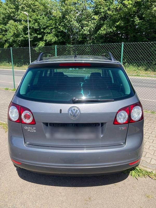 Grau Gebraucht 2008 VW Golf Plus Comfortline Van / Kleinbus | 6.500 € (Teuer) - Bild 1/4