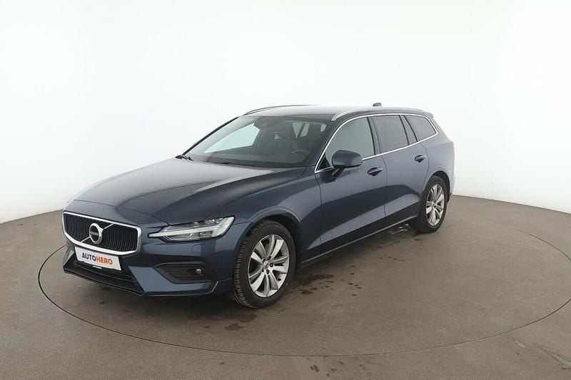 Second-hand Volvo V60 Momentum 197 CP (144 kW) 2021 Break