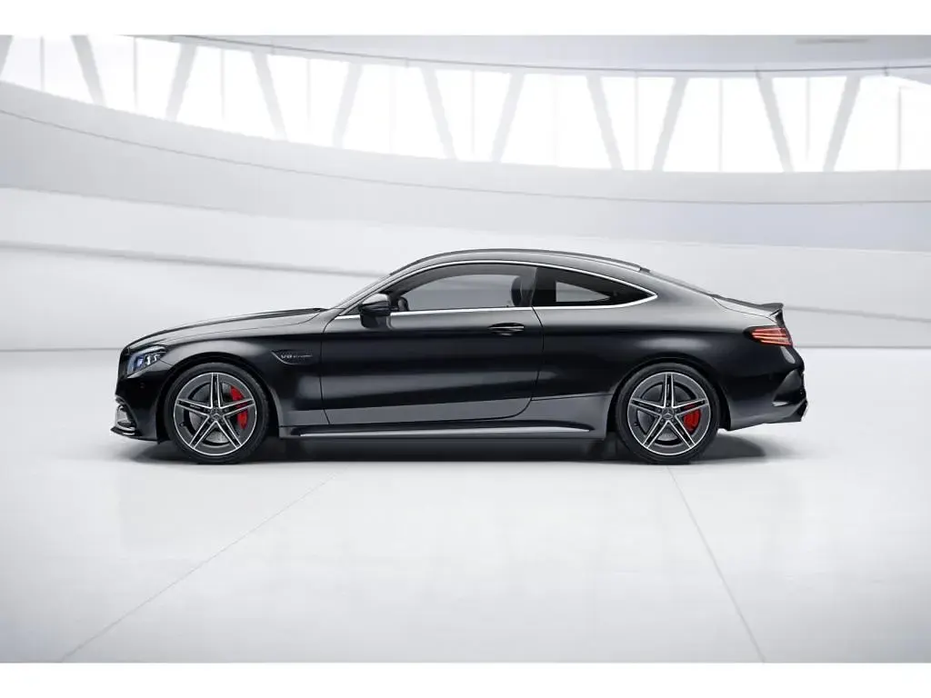 Gebraucht Mercedes C63 AMG AMG 510 PS (375 kW) 2022 Metalliclack obsidianschwarz Coupé