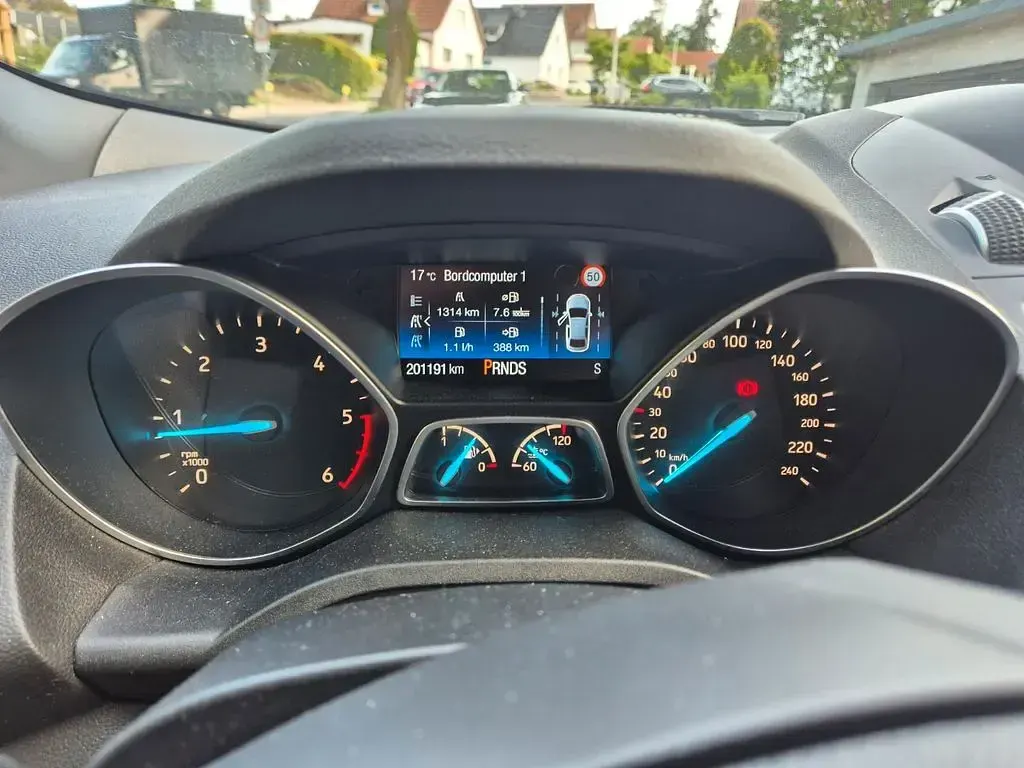 Gebraucht Ford Kuga ST-Line 150 PS (110 kW) 2018 Schwarz SUV