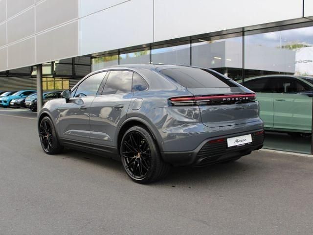 Używany Porsche Macan 300 kW (408 KM) 2025 Szary SUV