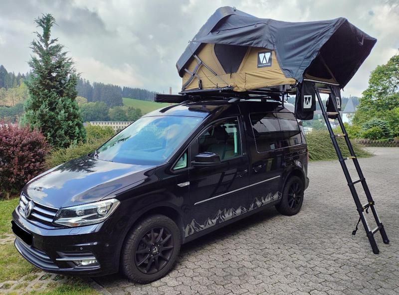 Schwarz Gebraucht 2015 VW Caddy Van / Kleinbus | 17.700 € - Bild 1/4
