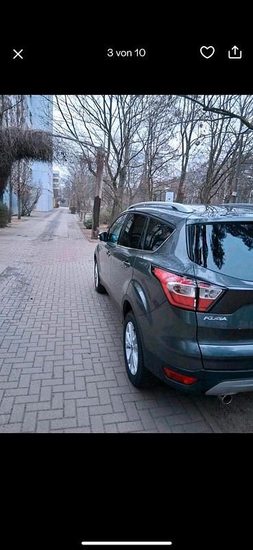 Gebraucht Ford Kuga 120 PS (88 kW) 2017 Grau SUV
