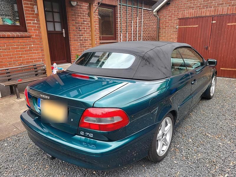 Gebraucht Volvo C70 163 PS (119 kW) 2001 Grün Cabrio