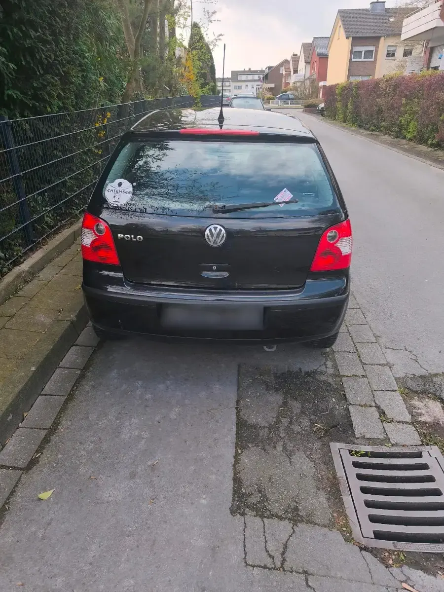 Gebraucht VW Polo 69 PS (50 kW) 2003 Schwarz Kleinwagen