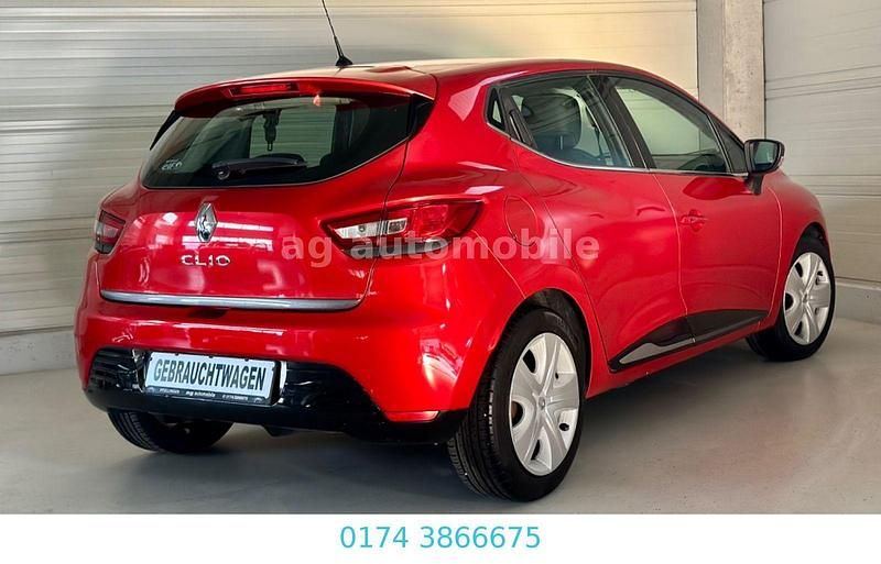 Rot Gebraucht 2014 Renault Clio IV Expression Limousine | 5.980 € (Fairer Preis) - Bild 1/4