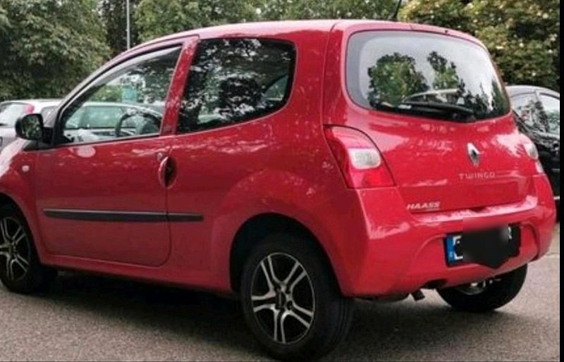 Gebraucht Renault Twingo 59 PS (43 kW) 2010 Rot Kleinwagen