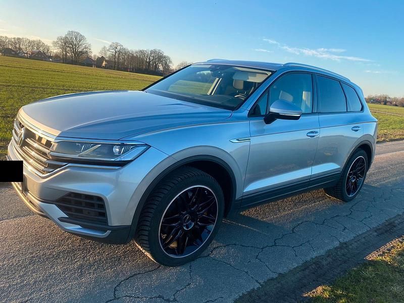 Gebraucht VW Touareg 286 PS (210 kW) 2018 Silber SUV