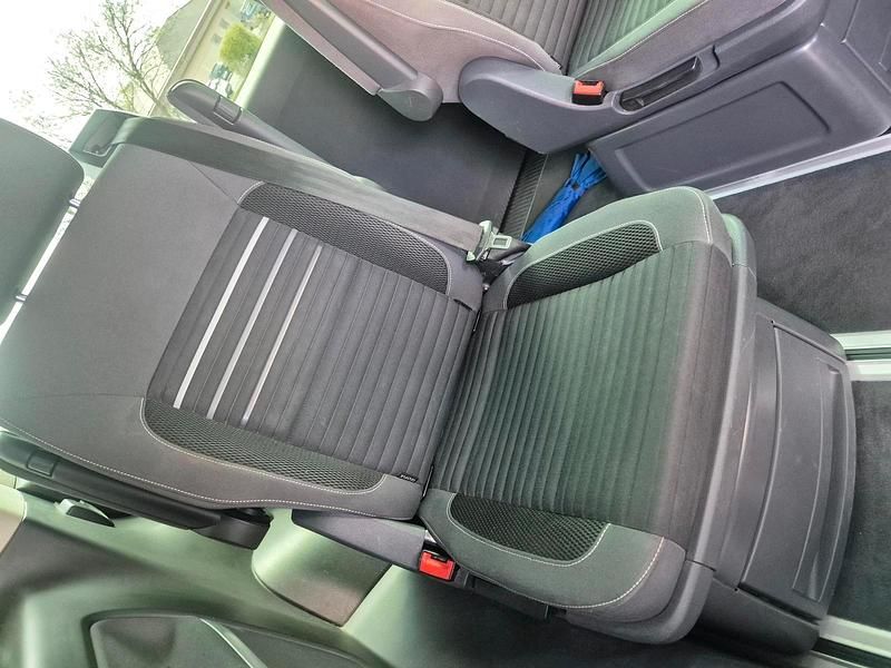 Gebraucht VW Multivan 180 PS (132 kW) 2015 Weiß Van