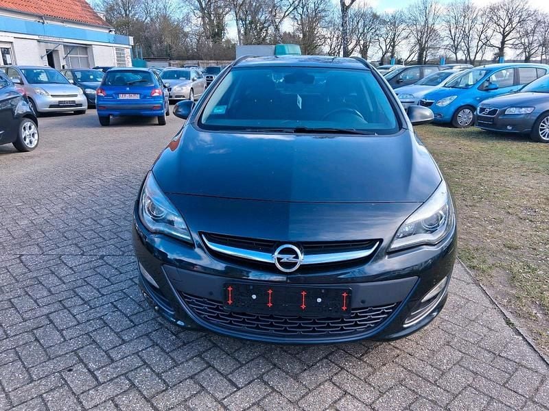 Gebraucht Opel Astra 110 PS (80 kW) 2015 Schwarz Kombi